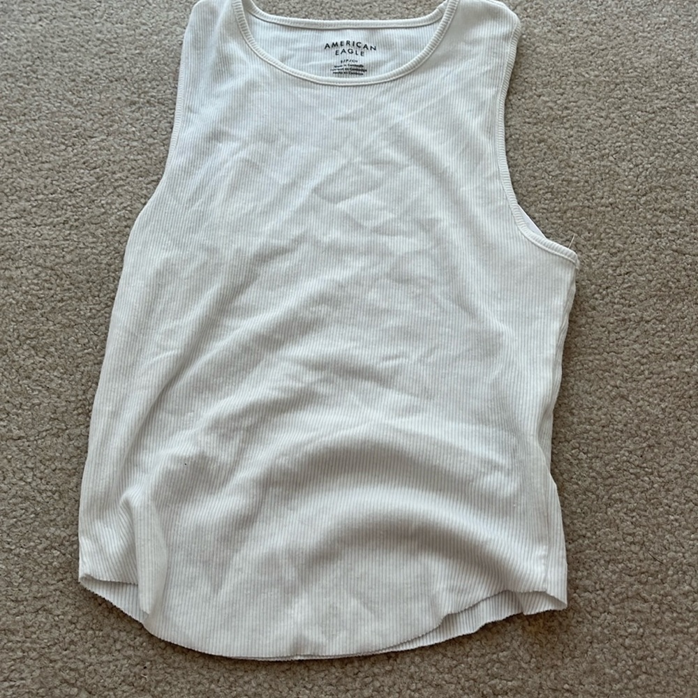 american eagle tank top size small
